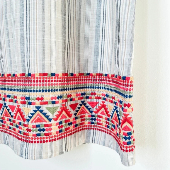 NWT Savanna Jane Gray Striped Embroidered V-neck Seeveless Dress Size Small - Picture 8 of 12